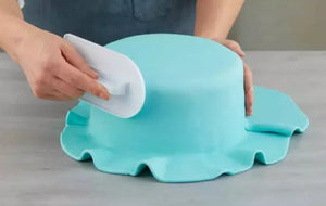 Plastic Cake Glider 2 in 1